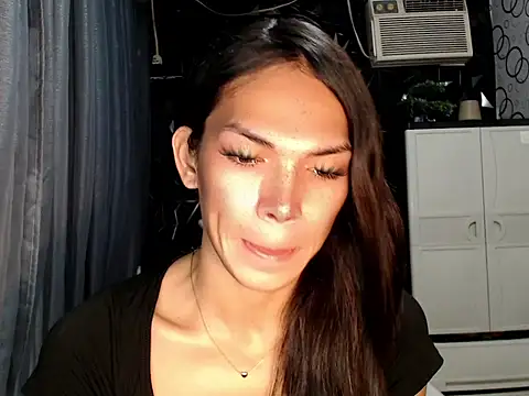 ladyhotcuming online show from June 2026 09:28:02 PM