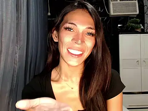 ladyhotcuming online show from June 2026 11:18:02 AM