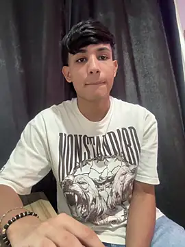 cody fox10 online show from December 2025 07:07:01 PM