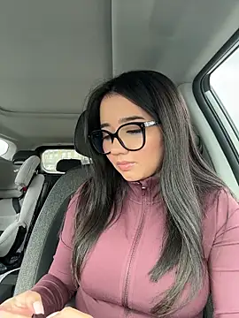 Michelle Zoe online show from June 2026 03:39:02 PM