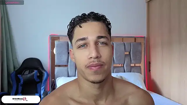 orionblaze69  online show from October 2025 08:36:02 PM