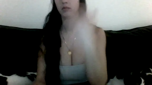 milagaborxx online show from April 2026 08:32:01 PM