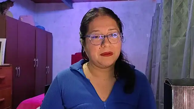 scarlett widow  online show from April 2026 04:04:01 AM