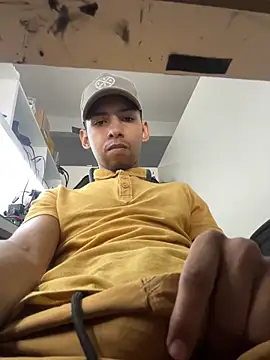 Oqui online show from April 2026 06:15:01 PM