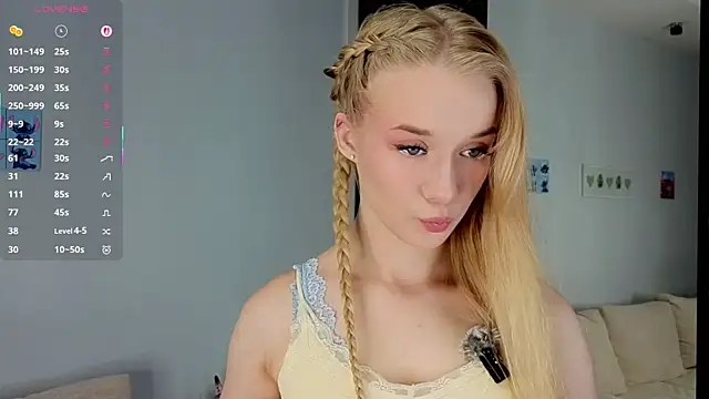 Snapshot of Emma_Frosty chatting on July 2026 11:18:02 PM Emma Frosty online show from July 2026 11:18:02 PM