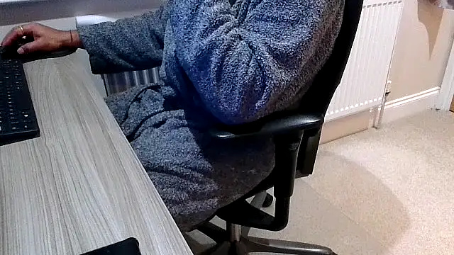 rogamuffin online show from April 2026 09:45:01 PM