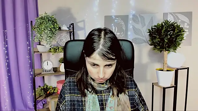 MartaEdams online show from March 2026 06:28:02 AM