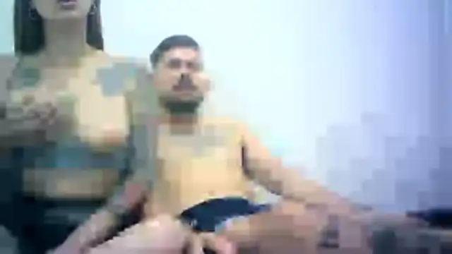 parejajuguetona420 online show from November 2025 04:50:02 AM