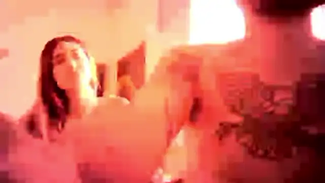 parejajuguetona420 online show from December 2025 08:59:01 PM