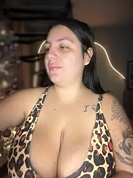 victoria amatista  online show from December 2025 07:05:01 AM