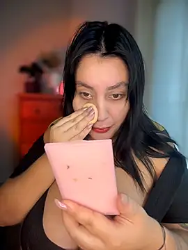 victoria amatista  online show from February 2026 03:09:02 PM