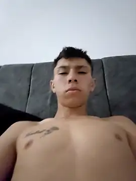 Flacoxlx online show from November 2025 04:20:02 PM