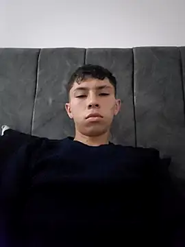 Flacoxlx online show from November 2025 02:10:01 PM