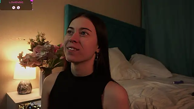 ywixos online show from March 2026 03:45:01 PM