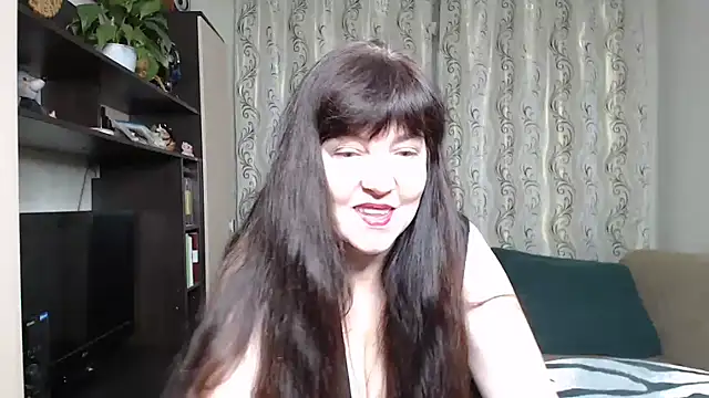 Illusionq online show from November 2025 09:58:01 AM