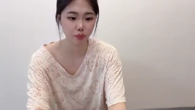 suki-1 online show from April 2026 07:58:01 PM