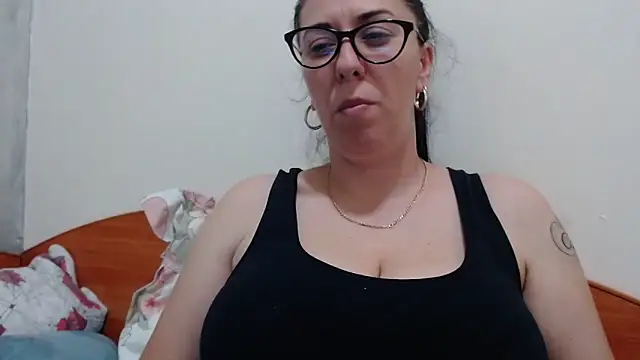 jollene online show from June 2026 12:36:01 PM