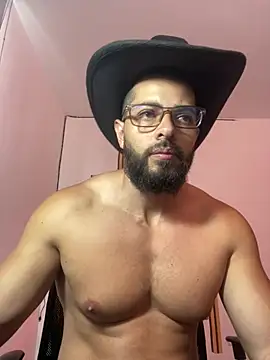 Snapshot of magnumchris chatting on July 2026 02:33:01 PM magnumchris online show from July 2026 02:33:01 PM