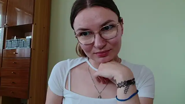 Snapshot of LooveELLYx chatting on July 2026 06:29:02 AM LooveELLYx online show from July 2026 06:29:02 AM