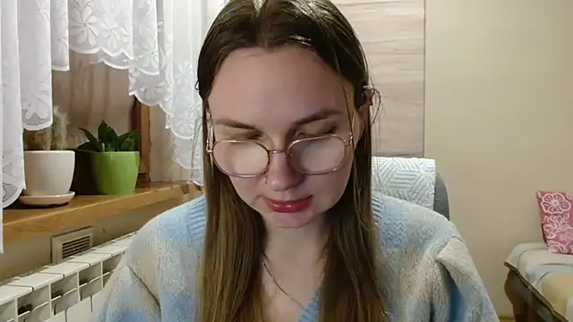 Snapshot of LooveELLYx chatting on July 2026 08:34:02 PM LooveELLYx online show from July 2026 08:34:02 PM