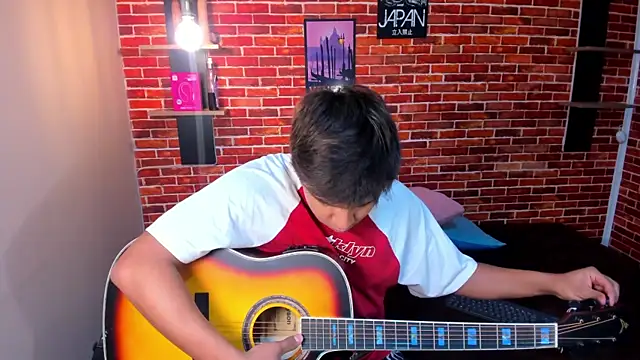 Thiago Kozak online show from June 2026 01:38:02 PM