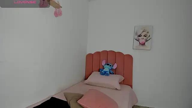 julieth sanzz online show from January 2026 01:13:02 PM