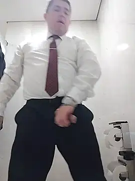 BigCristh79 online show from July 2026 12:44:01 PM
