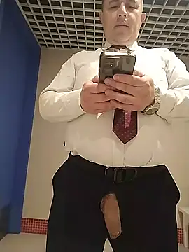 BigCristh79 online show from August 2026 07:51:02 AM