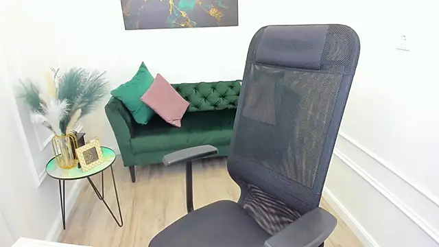 MariaRobinsone online show from April 2026 11:30:02 AM