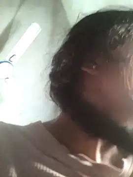 couple 71 online show from April 2026 06:40:01 AM