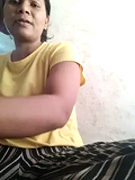 Snapshot of couple_71 chatting on May 2026 05:16:02 AM couple 71 online show from May 2026 05:16:02 AM