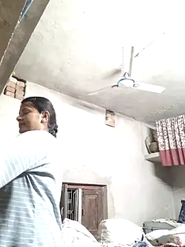 Snapshot of couple_71 chatting on May 2026 03:19:02 PM couple 71 online show from May 2026 03:19:02 PM