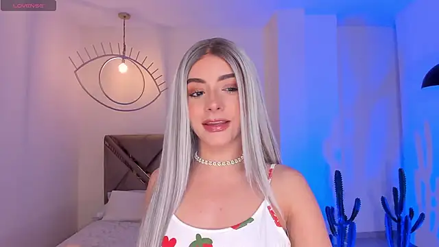 IsabellaMoreau online show from February 2026 08:02:01 PM