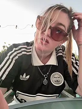 Granlady7 online show from April 2026 09:37:02 PM