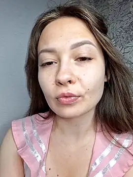 Olivia OliV online show from June 2026 01:17:02 AM