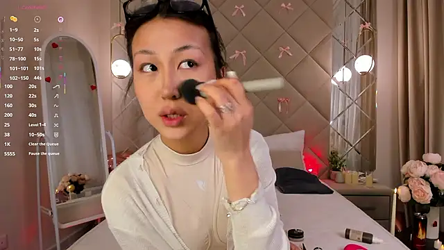 Nelly Kimm online show from March 2026 12:58:02 AM