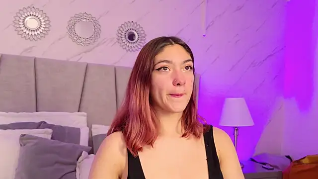 Snapshot of Victoria_Beaumont chatting on July 2026 08:33:02 PM Victoria Beaumont online show from July 2026 08:33:02 PM