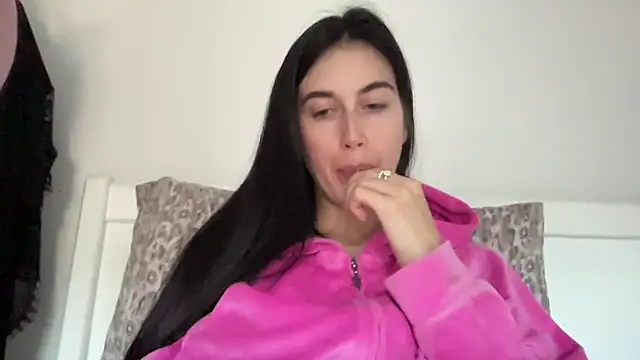 Talyo19 online show from November 2025 01:22:01 PM