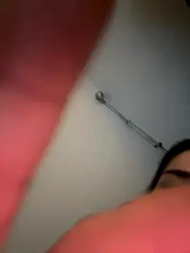 addictedtoari online show from December 2025 03:05:01 AM