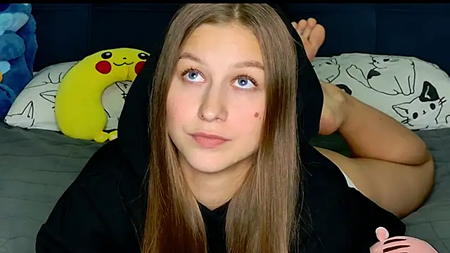 MissEmilyMiller online show from November 2025 05:56:01 PM