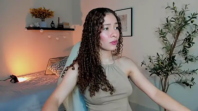 isabella-garcia- online show from April 2026 02:51:02 AM