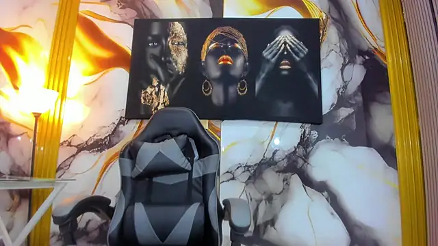 mono blonde online show from September 2025 07:40:02 PM