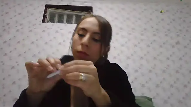 Roselingalvis13 online show from February 2026 03:14:02 AM