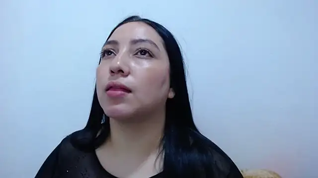 Snapshot of carolina_zabala_19 chatting on May 2026 09:43:01 PM carolina zabala 19 online show from May 2026 09:43:01 PM
