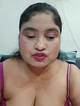 Snapshot of hornyriyanka chatting on June 2026 02:12:02 AM hornyriyanka online show from June 2026 02:12:02 AM