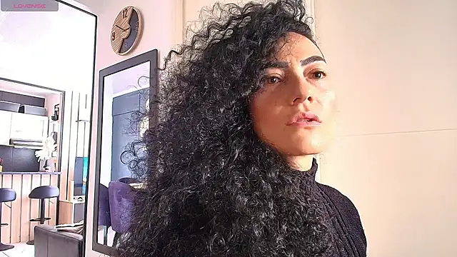 Koral369 online show from June 2026 06:42:01 PM