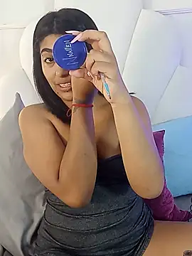 Snapshot of Kaylachannell chatting on June 2026 03:48:02 AM Kaylachannell online show from June 2026 03:48:02 AM