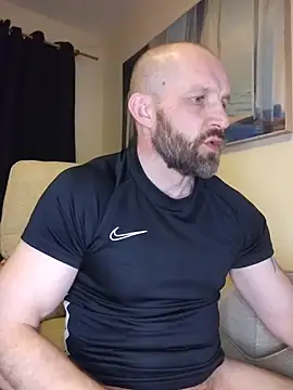 Andrewjames8391 online show from February 2026 07:10:01 PM