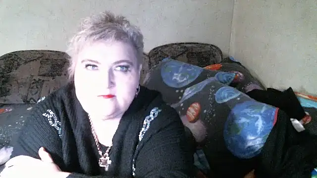 Lana555 online show from April 2026 05:17:01 PM