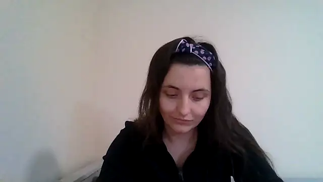 DInaraXRose online show from February 2026 12:58:01 PM